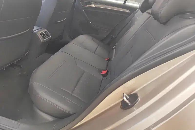 2016 Golf 230TSI Automatic Comfort — миниатюра 16