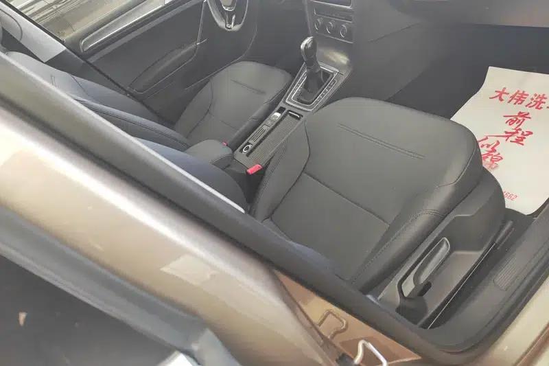 2016 Golf 230TSI Automatic Comfort — миниатюра 8