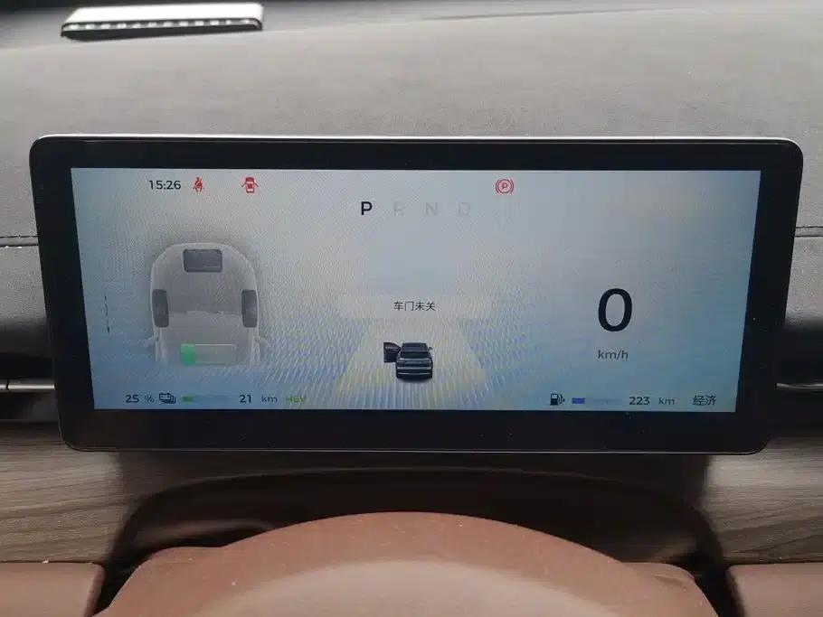 Wuling Xingguang S 2024 Model 130km Navigator Edition — миниатюра 14