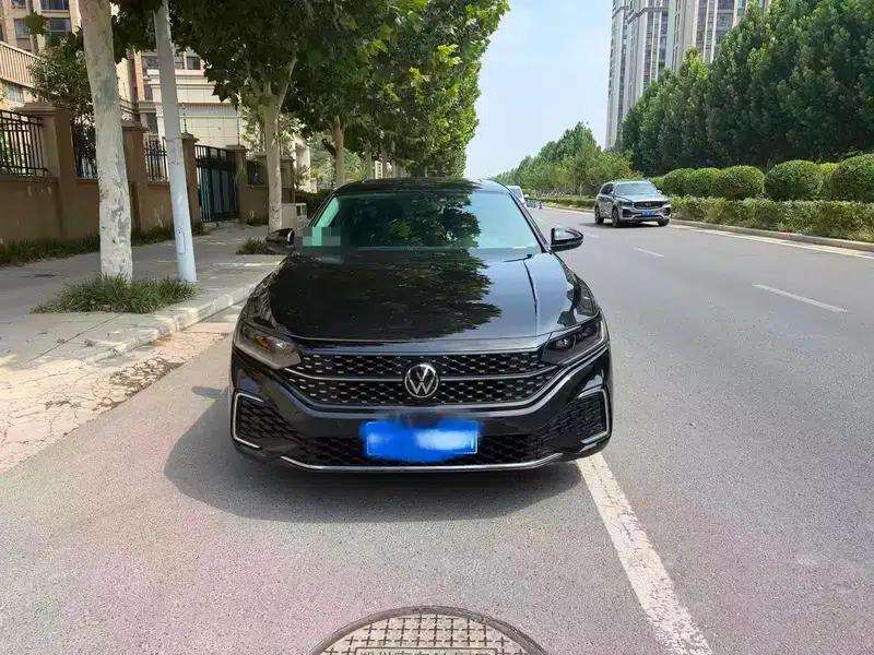 2024 Passat Outstanding Edition 380TSI Starry Sky Dragon Edition — миниатюра 2