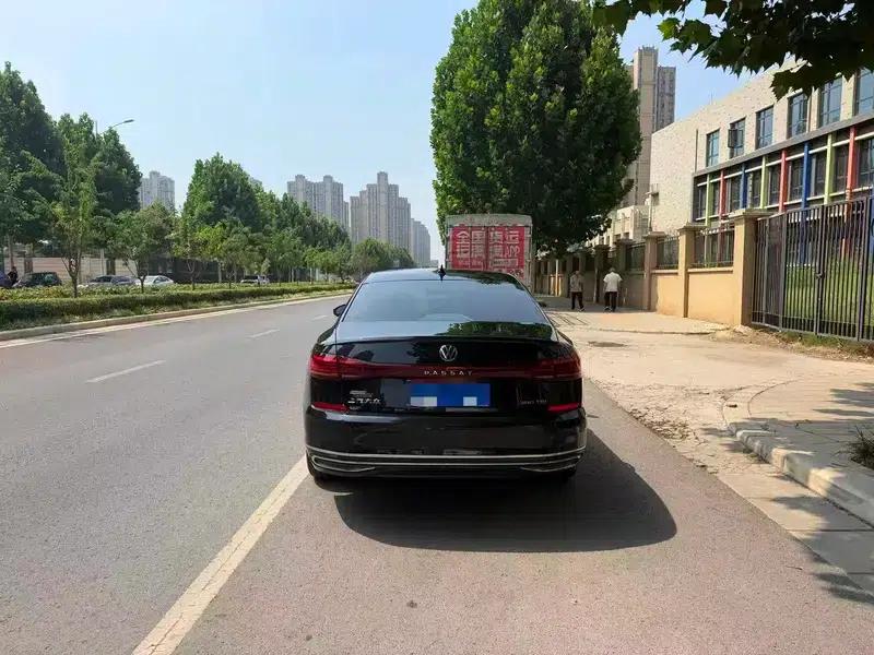 2024 Passat Outstanding Edition 380TSI Starry Sky Dragon Edition — миниатюра 5