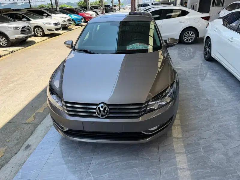 2014 Passat 1.8TSI DSG Premium Edition — миниатюра 2