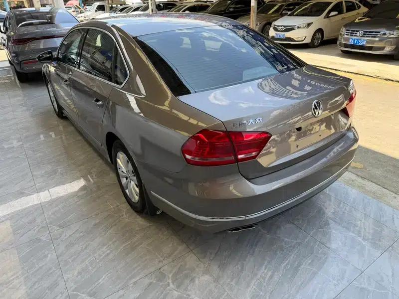 2014 Passat 1.8TSI DSG Premium Edition — миниатюра 4