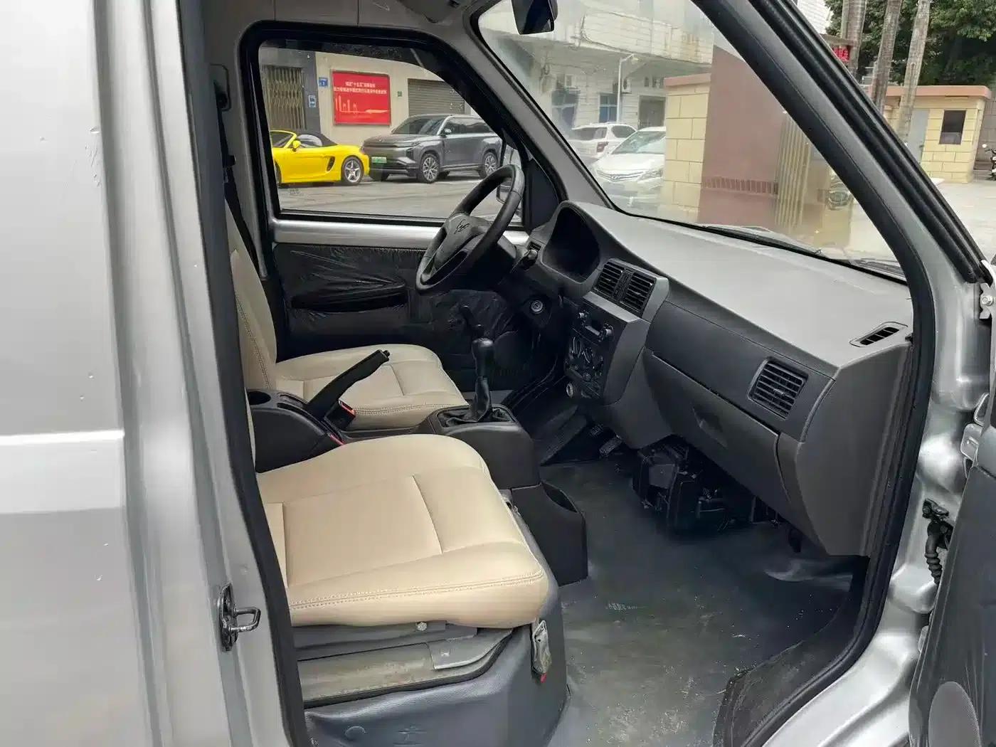 Wuling Rongguang Mini Truck 2019 1.5L Basic Single Cab L3C — миниатюра 10