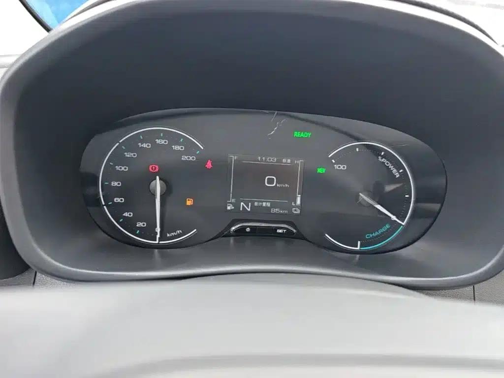 Wuling Hongguang New Energy 2025 Range-Extended Hybrid 50km Comfort Model — миниатюра 12