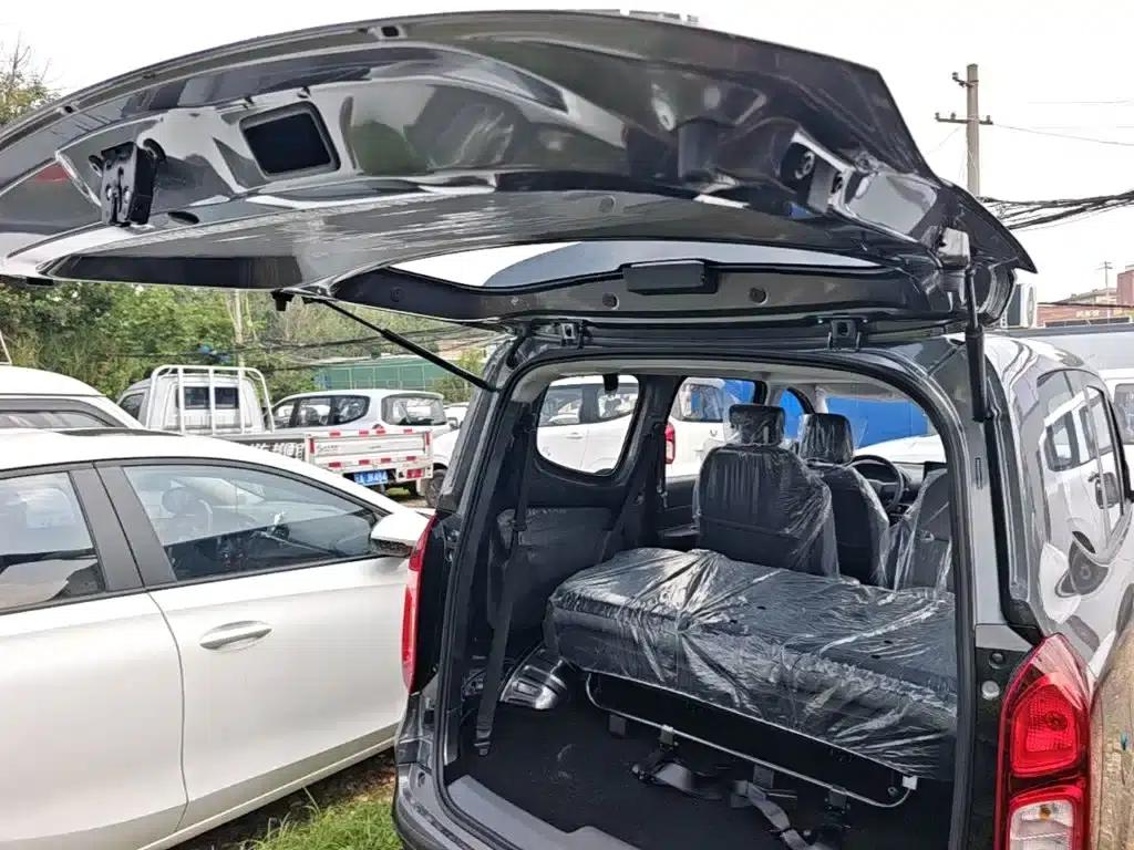 Wuling Hongguang New Energy 2025 Range-Extended Hybrid 50km Comfort Model — миниатюра 19
