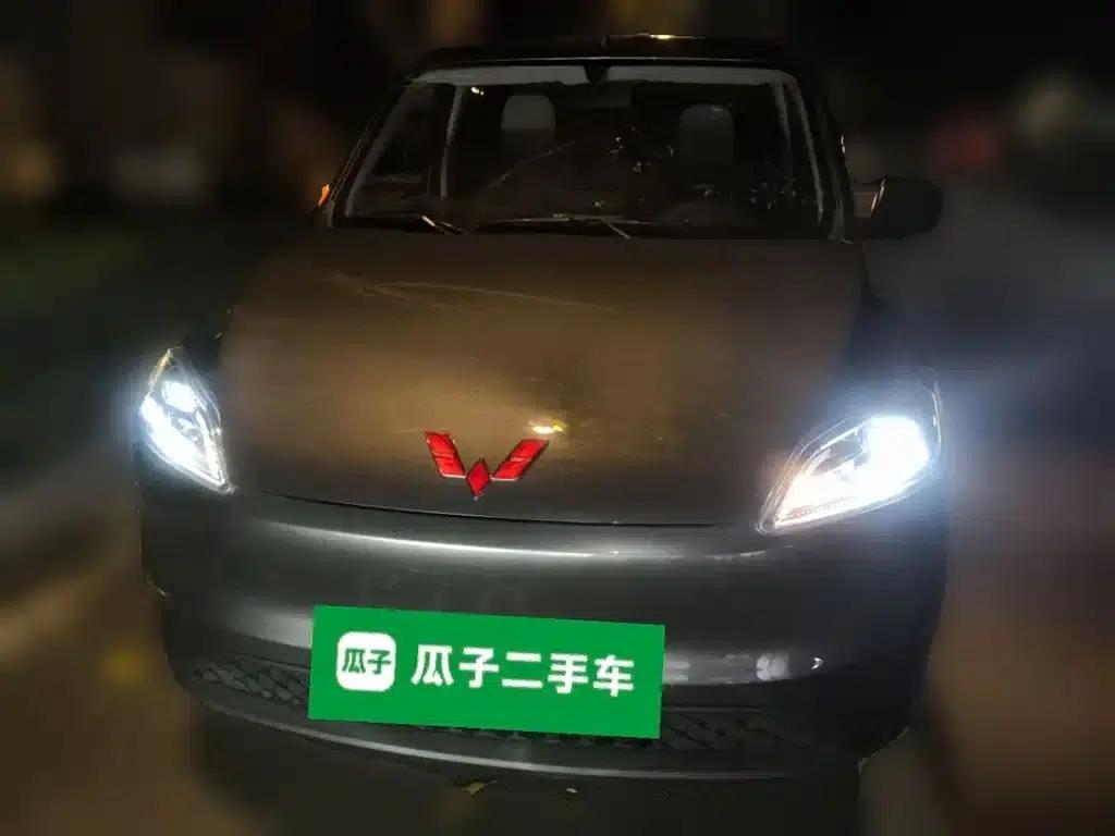 Wuling Hongguang New Energy 2024 Pure Electric Version 300KM Practical Model — миниатюра 3