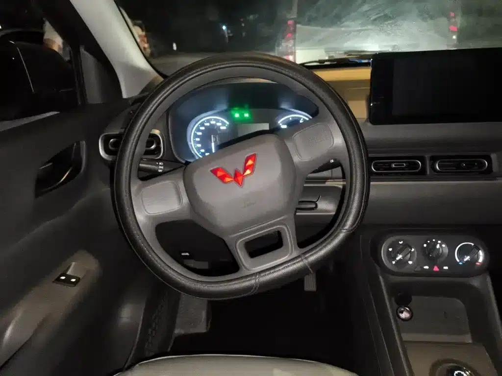 Wuling Hongguang New Energy 2024 Pure Electric Version 300KM Practical Model — миниатюра 7