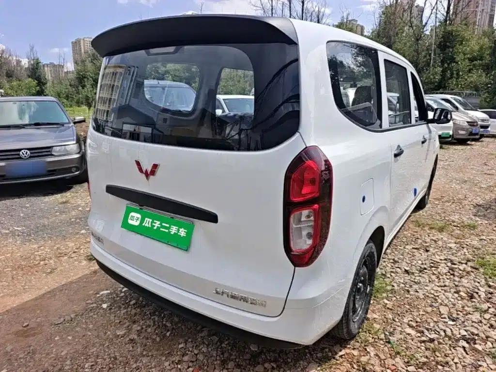 Wuling Hongguang New Energy 2025 Range-Extended Hybrid 50km Standard Edition — миниатюра 7