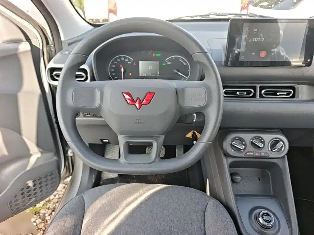 Wuling Hongguang New Energy 2025 Range-Extended Hybrid 50km Comfort Model — миниатюра 11
