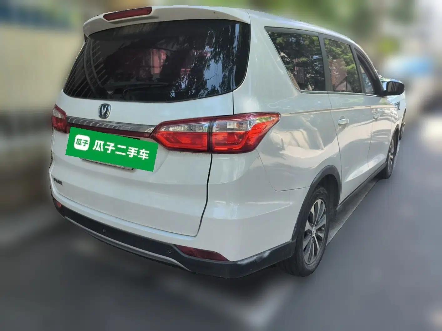 CHANGAN Lingxuan 2017 1.6L Manual Happiness Edition — миниатюра 6