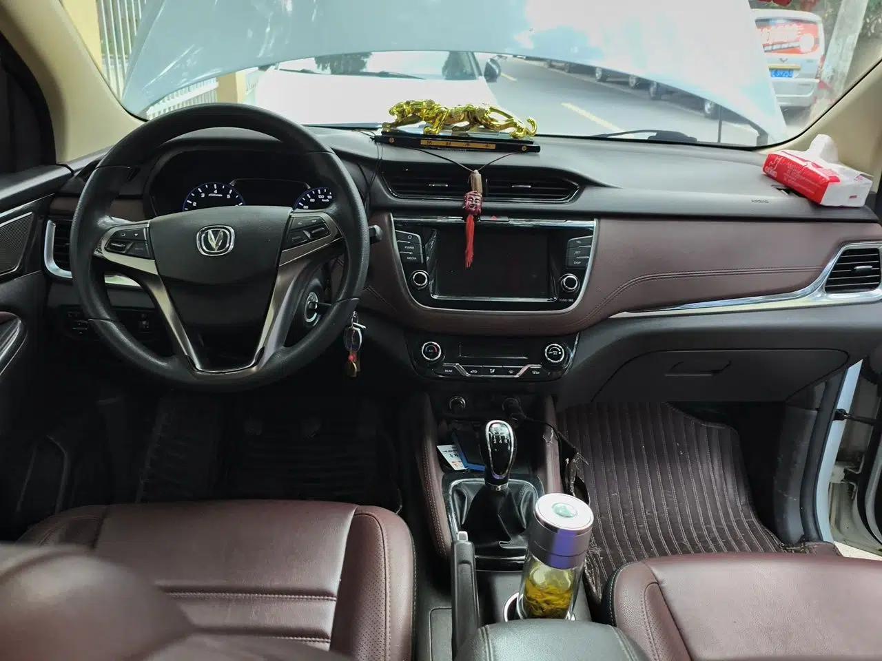 CHANGAN Lingxuan 2017 1.6L Manual Happiness Edition — миниатюра 9