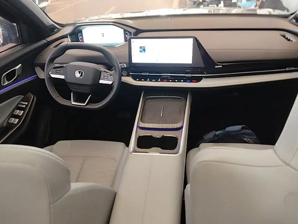 CHANGAN CS55PLUS PHEV 2025 Smart New Blue Whale 125km Battleship Edition — миниатюра 12
