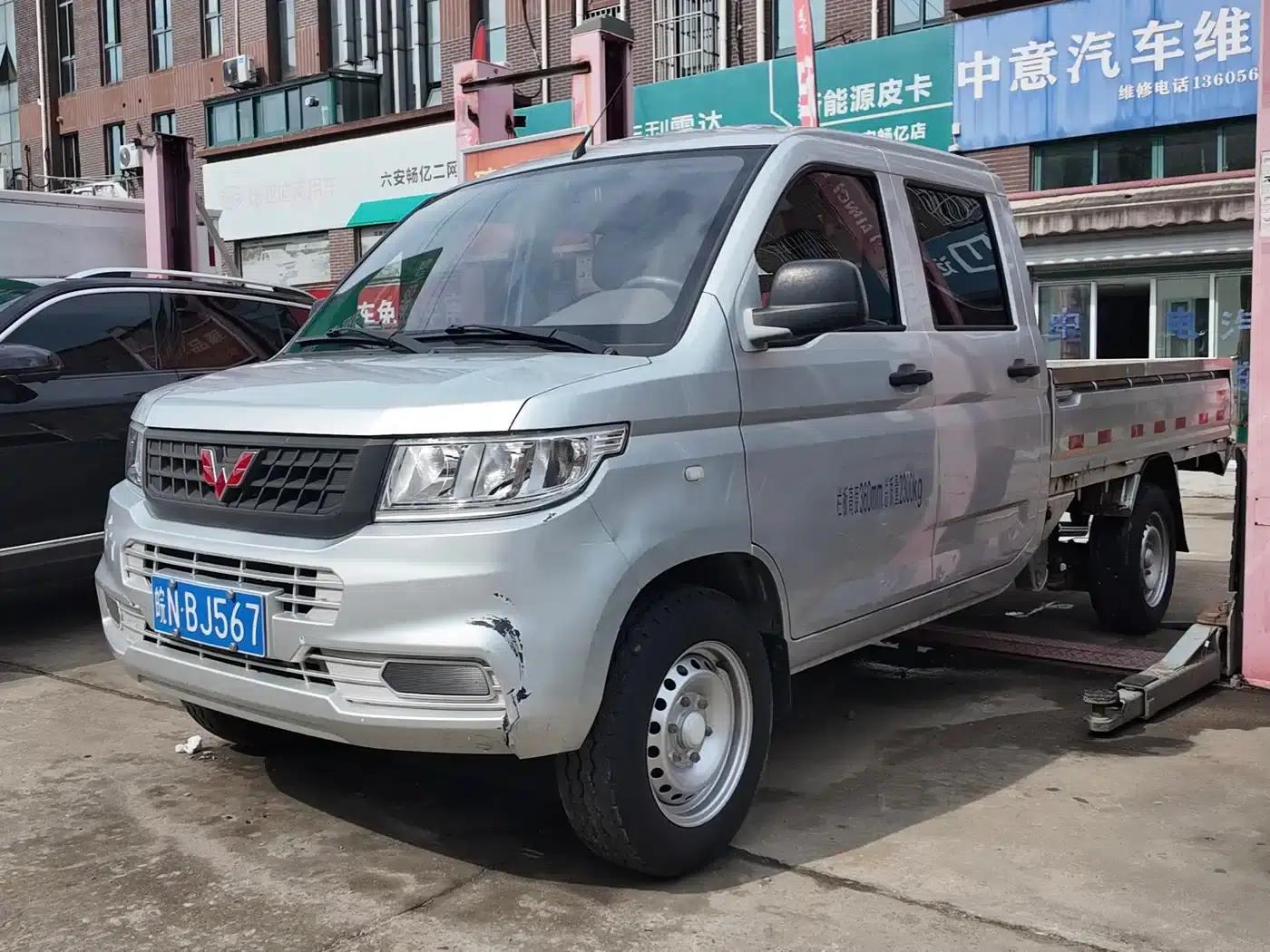 Wuling Rongguang New Card 2019 Model 1.5L Double Cab L3C — миниатюра 1