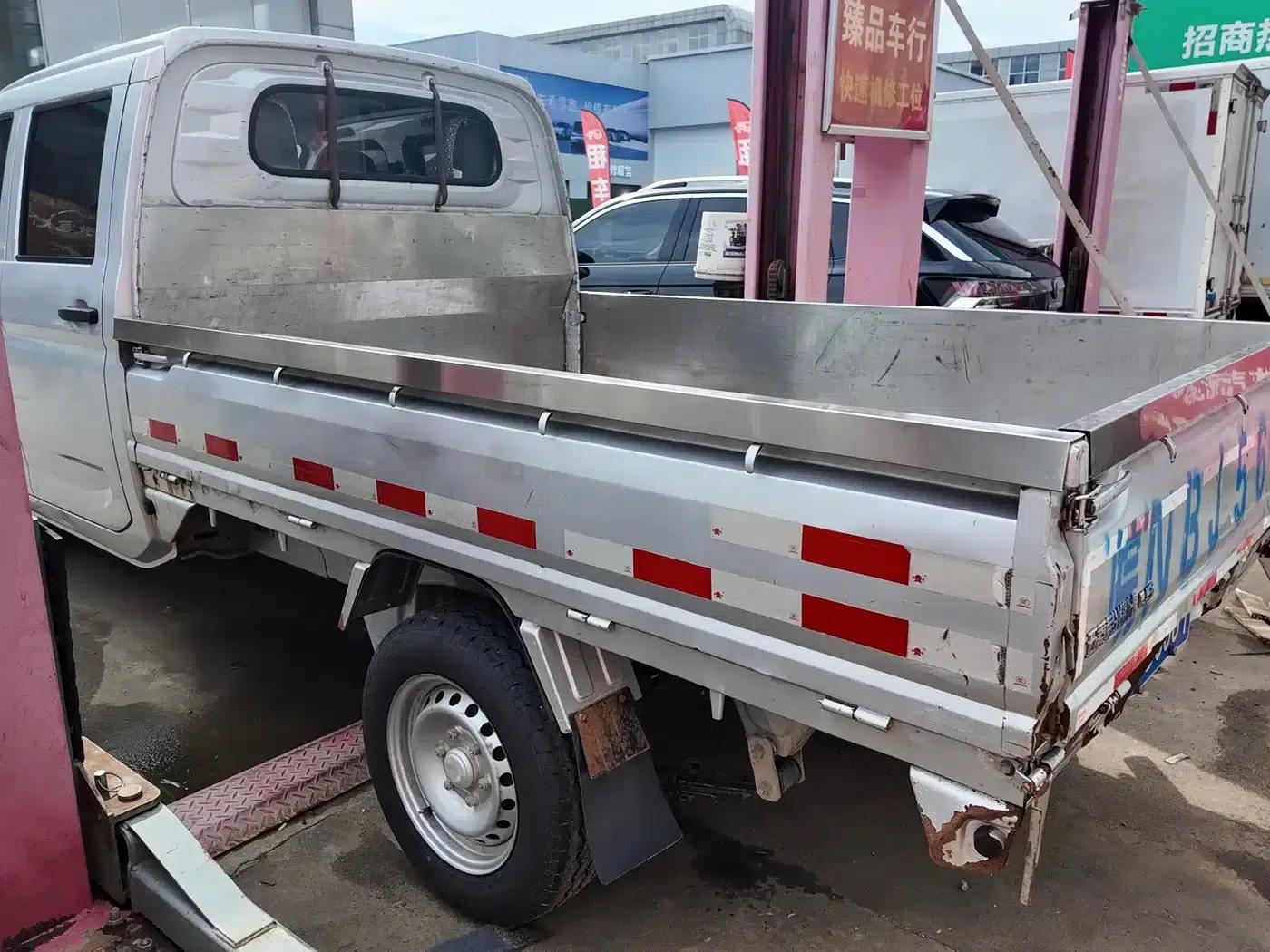 Wuling Rongguang New Card 2019 Model 1.5L Double Cab L3C — миниатюра 7