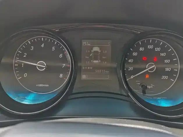 Wuling Journey 2021 1.5T Manual Deluxe Edition — миниатюра 12