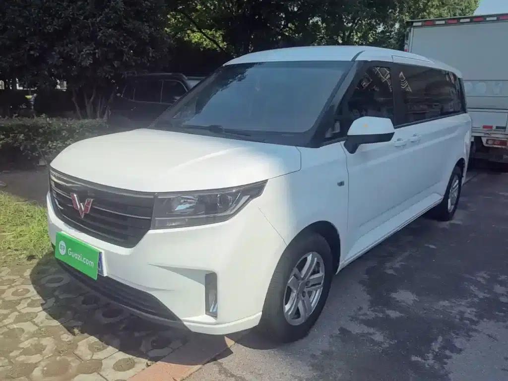 Wuling Journey 2021 1.5T Manual Deluxe Edition — миниатюра 2