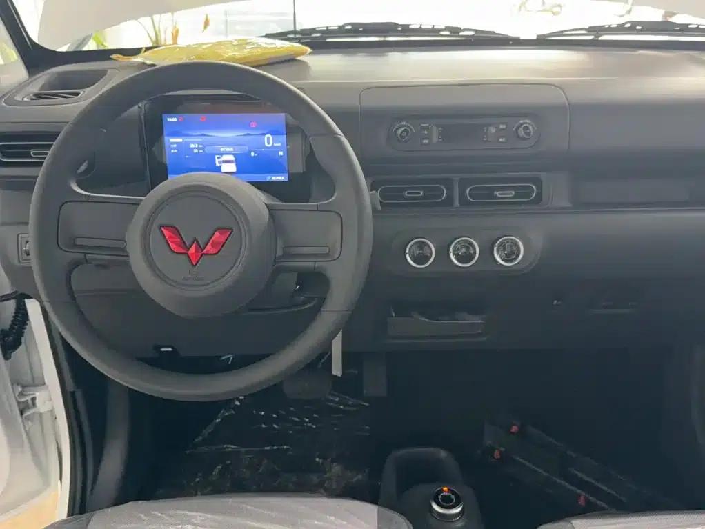 Wuling Sunshine New Energy 2025 Model 305km/h Progressive Edition — миниатюра 13