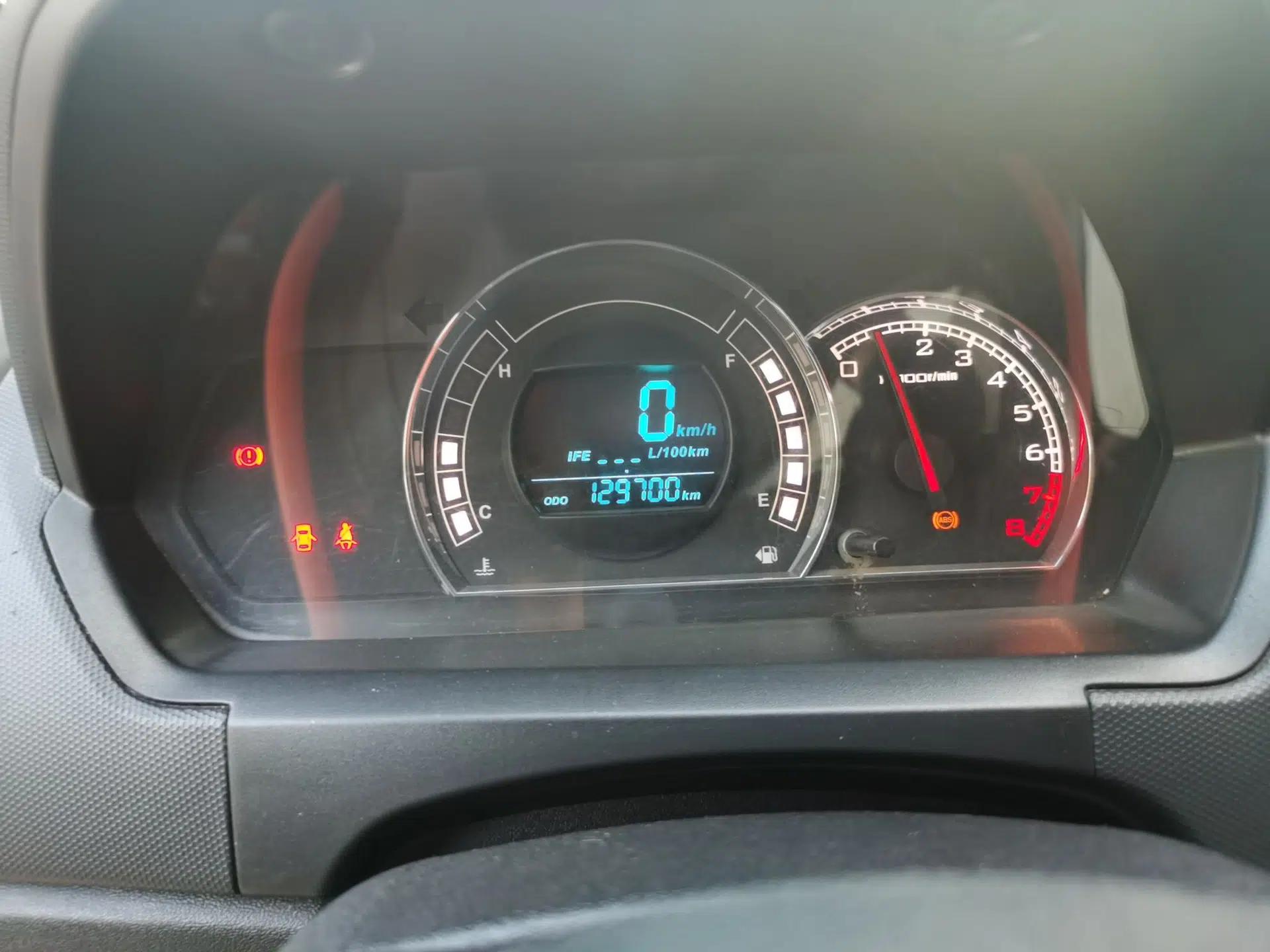 Great Wall M4 2012 1.5L Manual Luxury Version — миниатюра 11