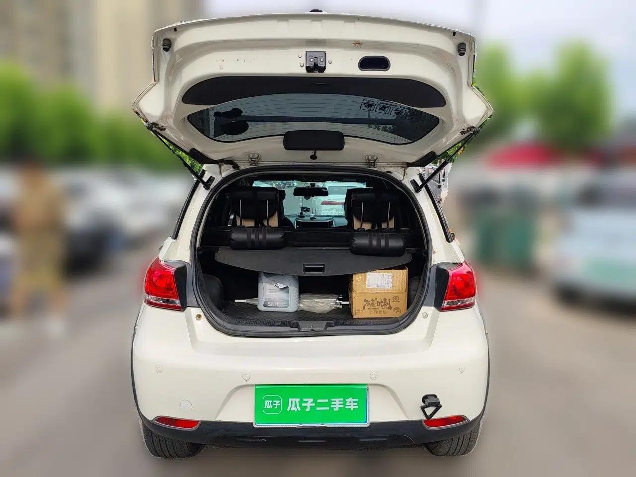 Great Wall M4 2012 1.5L Manual Comfort Version — миниатюра 19