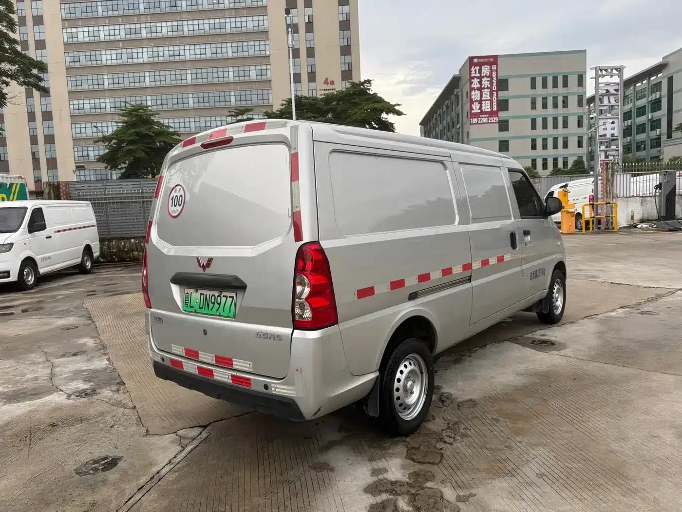Wuling EV50 2021 model van logistics vehicle, Lishen 41.6kWh Liuji electric control system — миниатюра 5