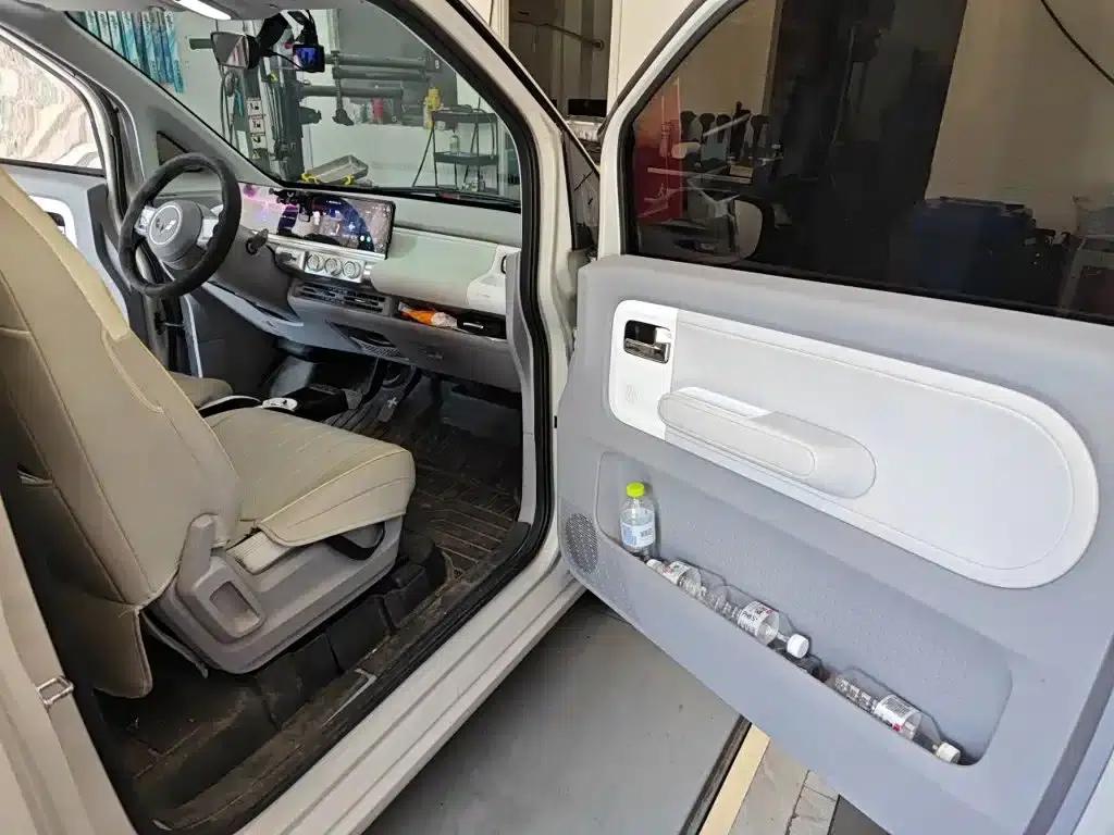 Wuling Air ev Clear Sky 2023 Model, Four-Seat - Advanced Edition — миниатюра 22