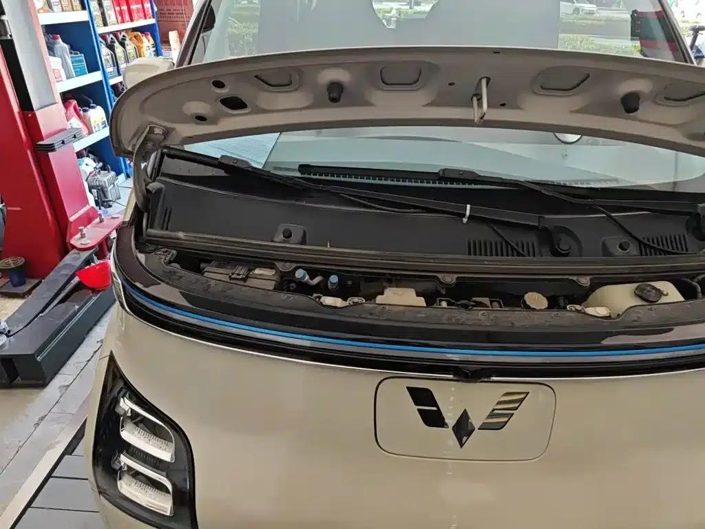 Wuling Air ev Clear Sky 2023 Model, Four-Seat - Advanced Edition — миниатюра 23