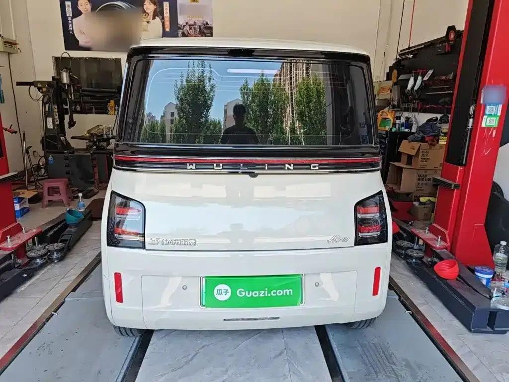 Wuling Air ev Clear Sky 2023 Model, Four-Seat - Advanced Edition — миниатюра 4
