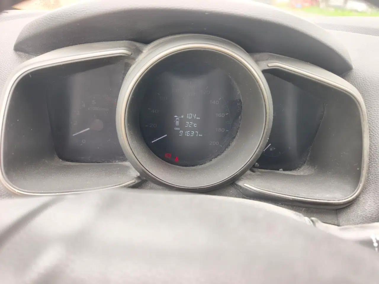 CHANGAN OSHAN CX70 2016 1.6L Manual Luxury Model — миниатюра 11