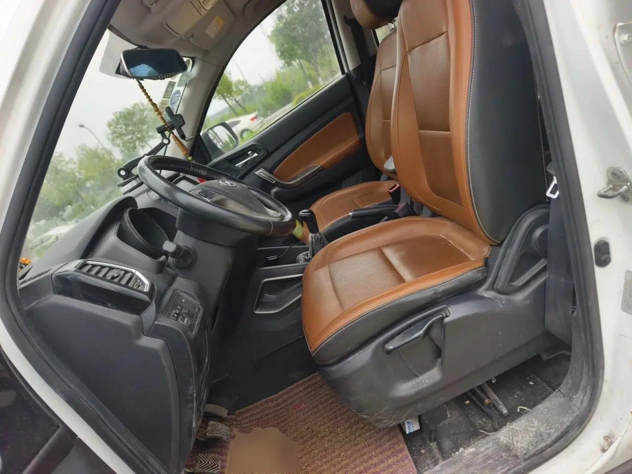 CHANGAN OSHAN CX70 2016 1.6L Manual Luxury Model — миниатюра 15