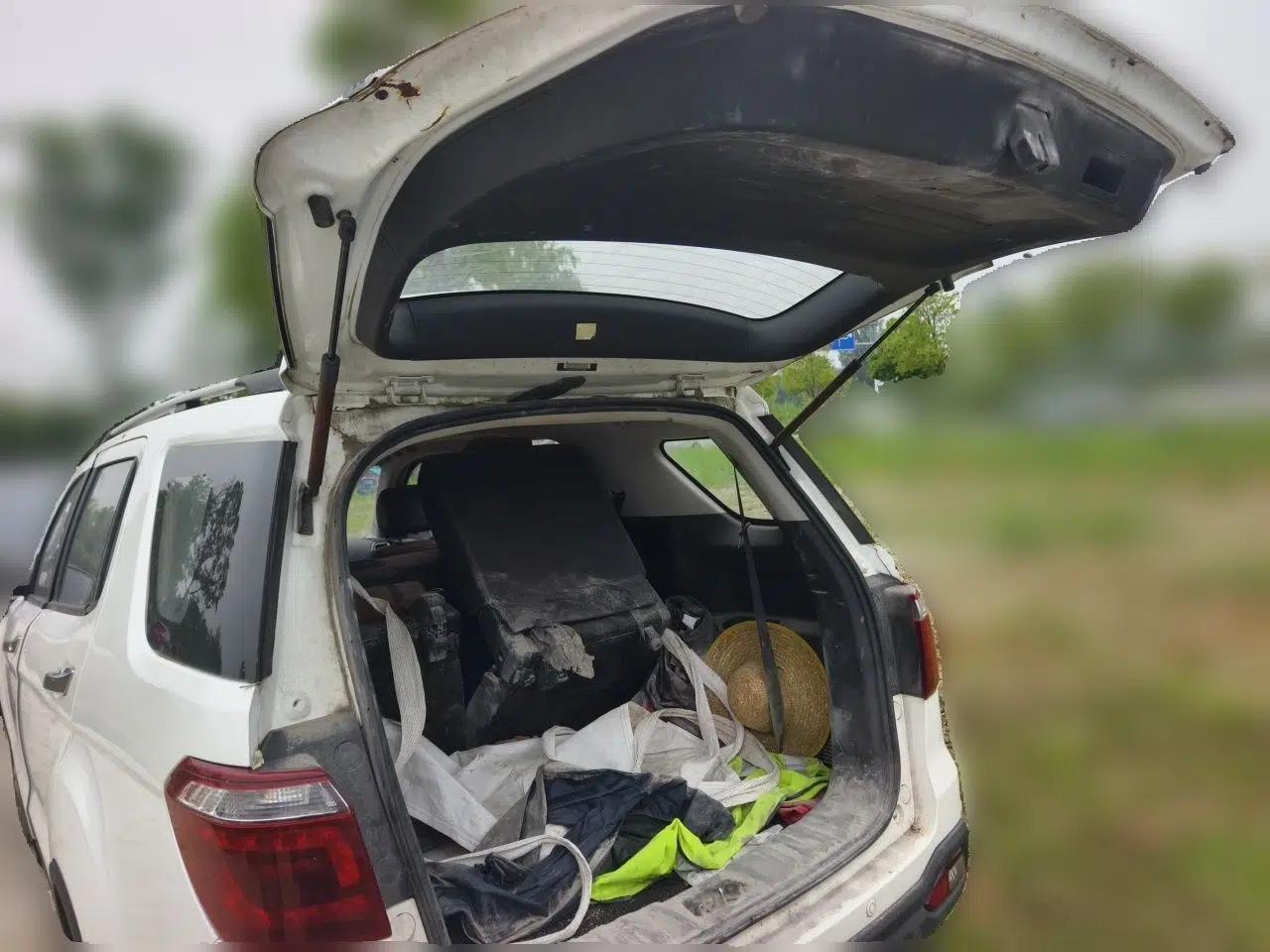 CHANGAN OSHAN CX70 2016 1.6L Manual Luxury Model — миниатюра 19