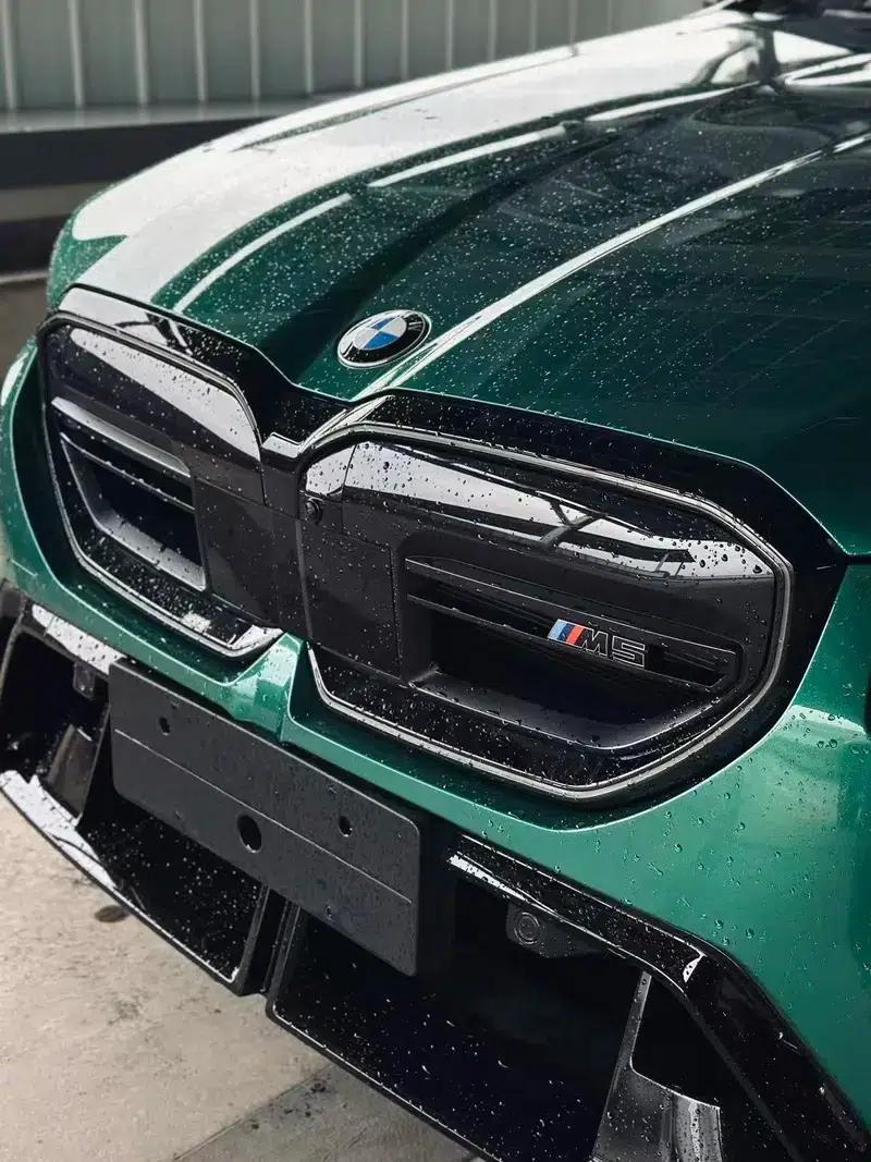 BMW M5 PHEV 2025 Model M5 — миниатюра 12