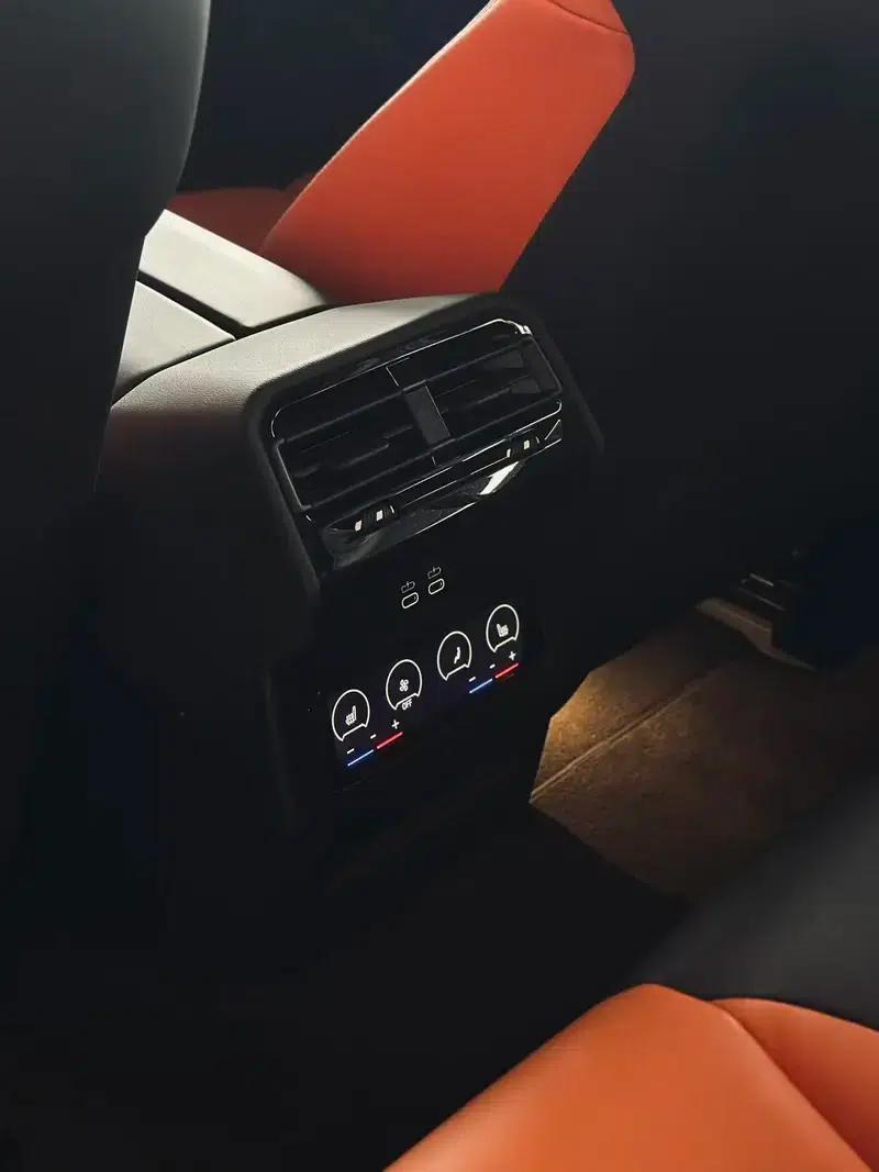 BMW M5 PHEV 2025 Model M5 — миниатюра 15