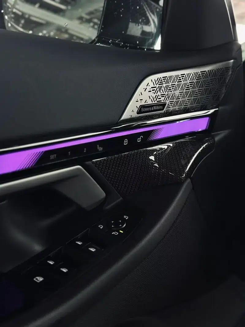 BMW M5 PHEV 2025 Model M5 — миниатюра 16