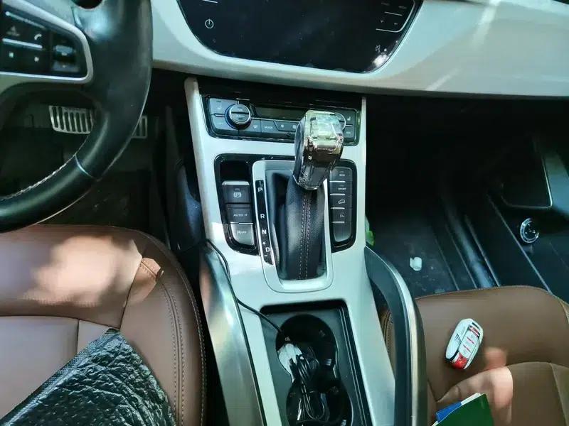 Geely Boyue 2018 1.8TD Automatic 2WD Smart Supreme Edition 4G Connected Version — миниатюра 14