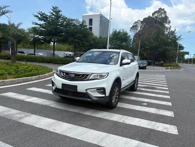 Geely Boyue 2018 1.8TD Automatic 2WD Smart Supreme Edition 4G Connected Version — миниатюра 1
