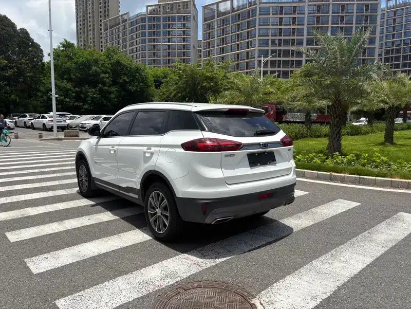 Geely Boyue 2018 1.8TD Automatic 2WD Smart Supreme Edition 4G Connected Version — миниатюра 4