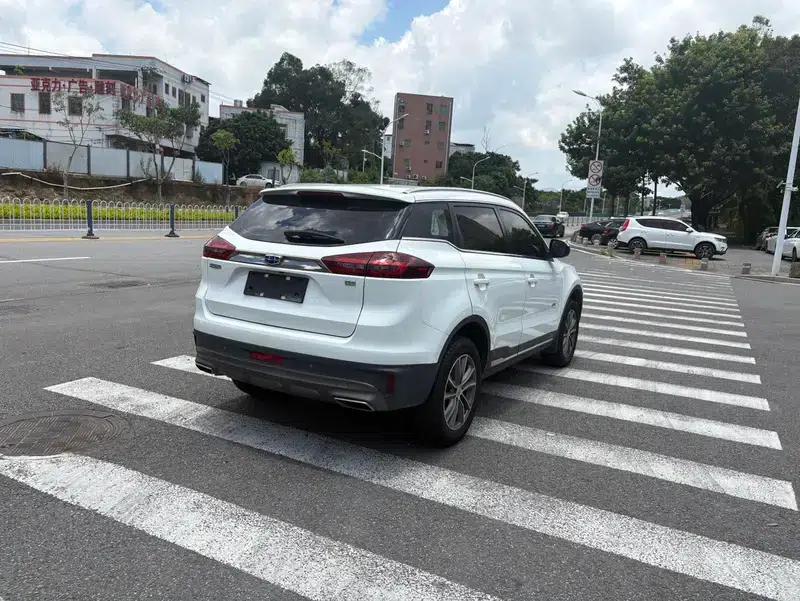 Geely Boyue 2018 1.8TD Automatic 2WD Smart Supreme Edition 4G Connected Version — миниатюра 6