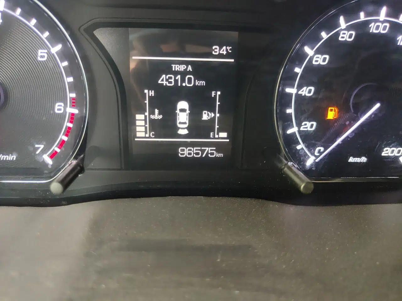 CHANGAN OSHAN X70A 2020 1.5L Manual Base Version — миниатюра 12