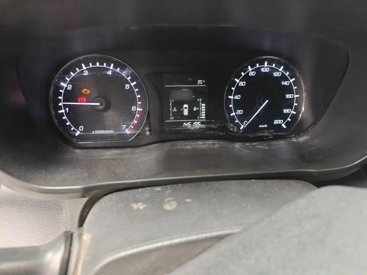 CHANGAN OSHAN X70A 2020 1.5L Manual Base Version — миниатюра 10