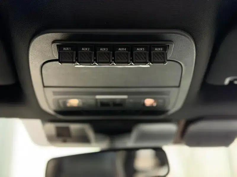 2023 Ford F-150 Raptor EcoBoost 3.5T V6 — миниатюра 8