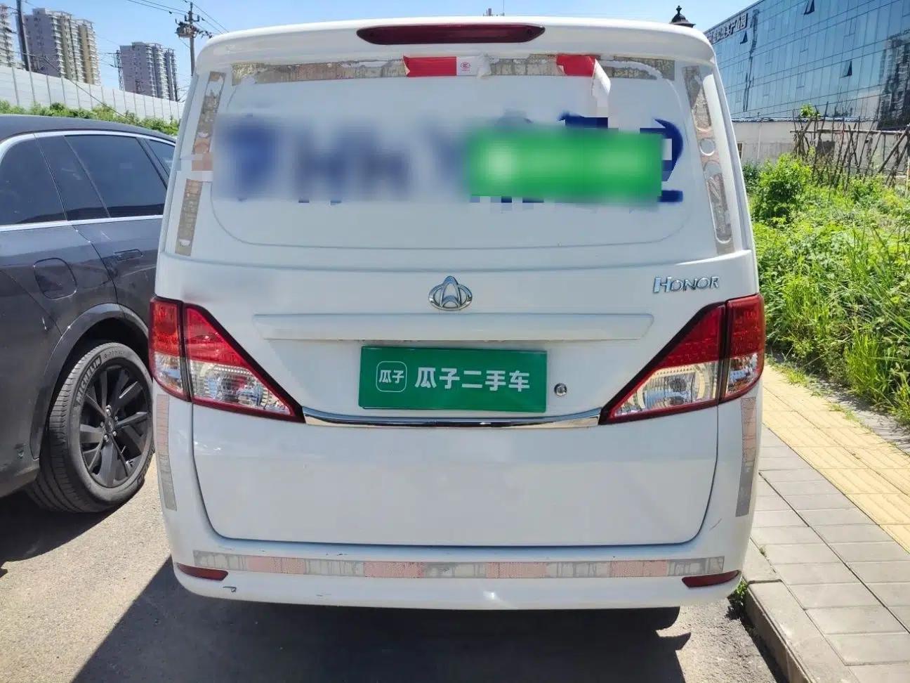 CHANGAN KAICHENG Ounuo S Changan van, 5 seats, 1.5-liter manual transmission — миниатюра 5