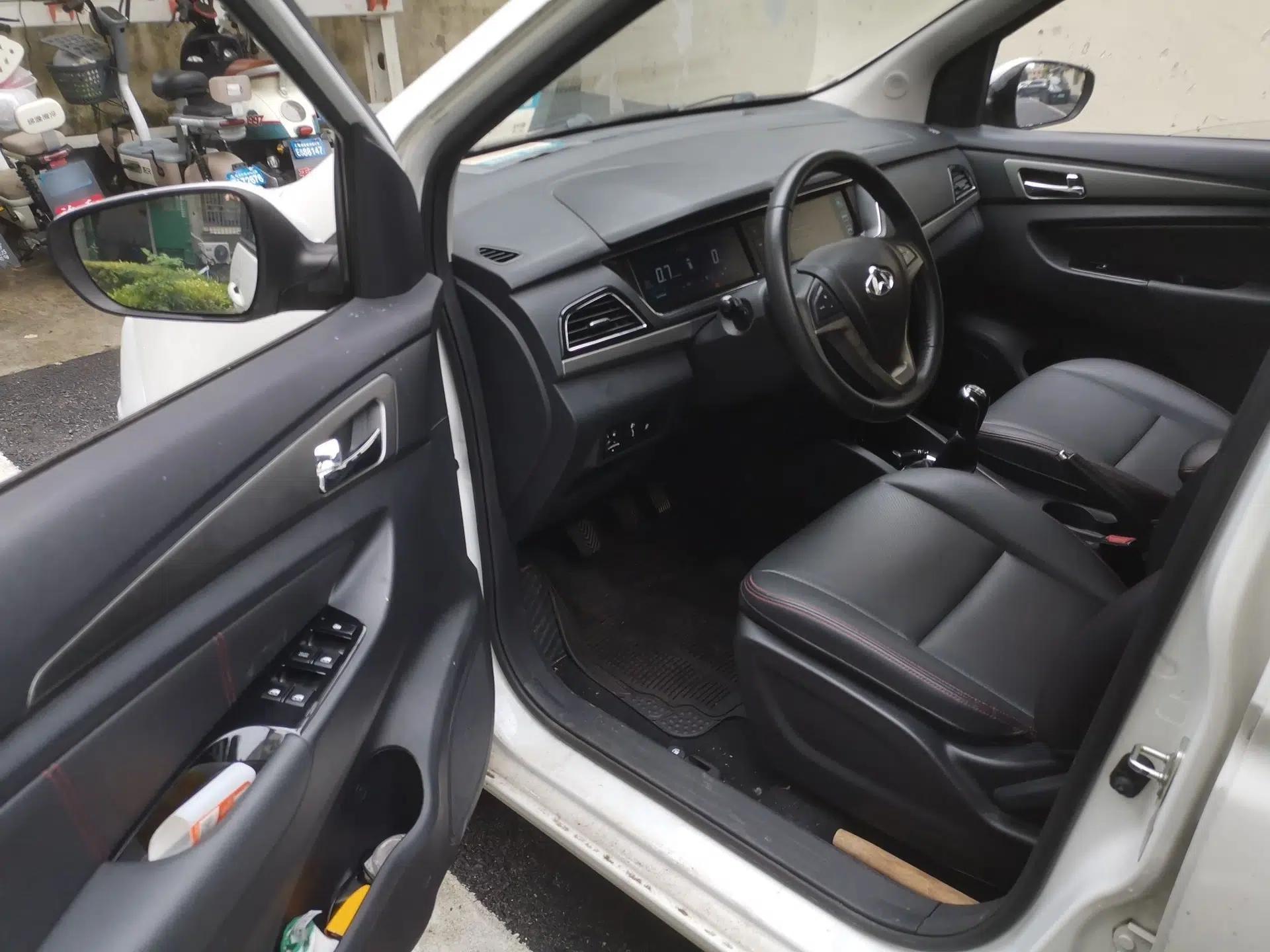 CHANGAN KAICHENG Oushang A600 2016 1.5L Manual Luxury 7-Seater — миниатюра 19