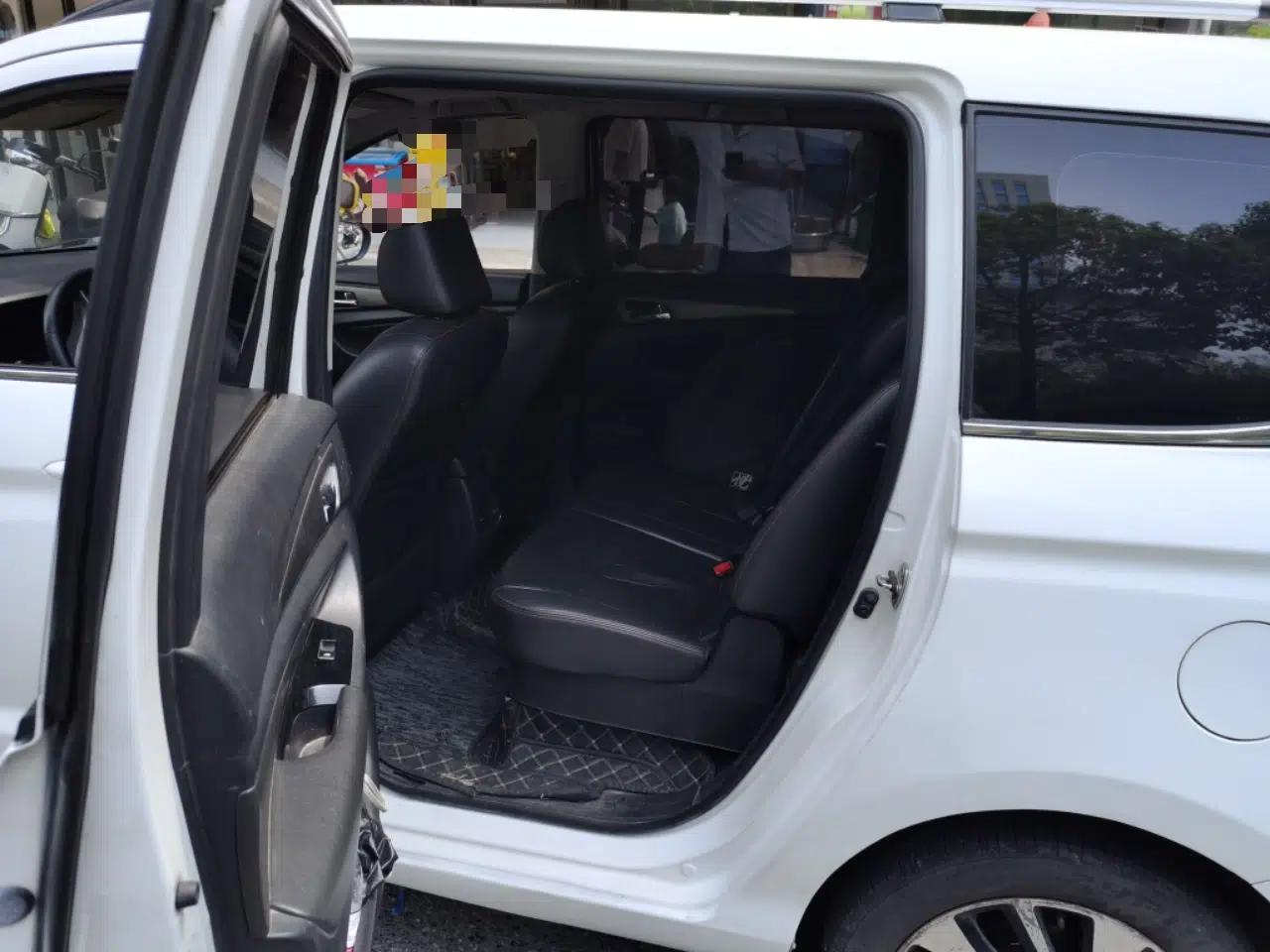 CHANGAN KAICHENG Oushang A600 2016 1.5L Manual Luxury 7-Seater — миниатюра 17