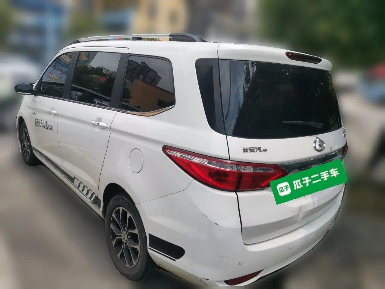 CHANGAN KAICHENG Oushang A600 2016 1.5L Manual Luxury 7-Seater — миниатюра 4