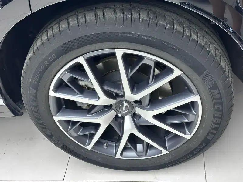 Trumpchi GS8 2022 Dual Engine Series 2.0TM Hybrid 2WD Premium Edition 7-Seater — миниатюра 13