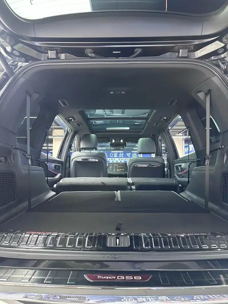 Trumpchi GS8 2022 Dual Engine Series 2.0TM Hybrid 2WD Premium Edition 7-Seater — миниатюра 30