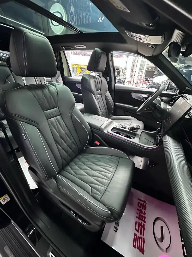 Trumpchi GS8 2022 Dual Engine Series 2.0TM Hybrid 2WD Premium Edition 7-Seater — миниатюра 4