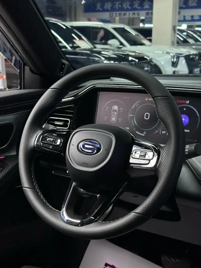 Trumpchi GS8 2022 Dual Engine Series 2.0TM Hybrid 2WD Premium Edition 7-Seater — миниатюра 33