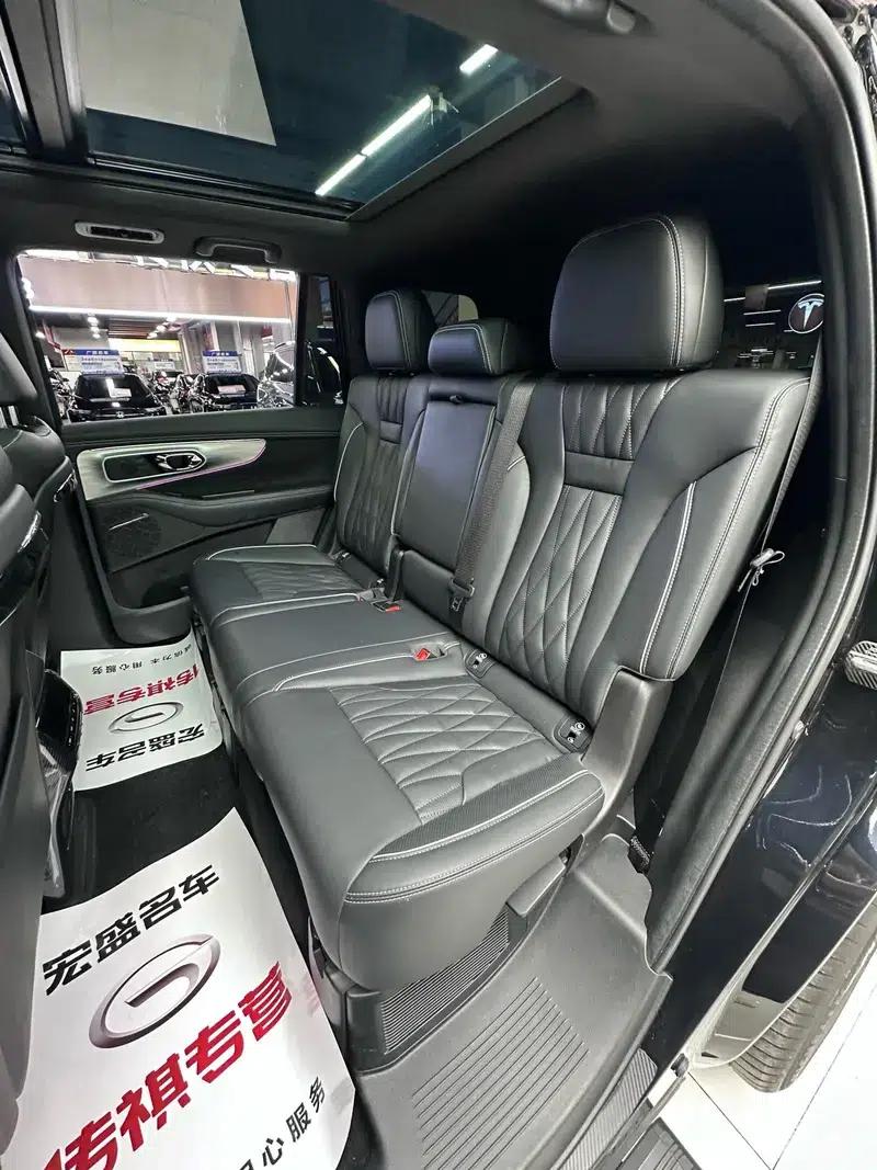 Trumpchi GS8 2022 Dual Engine Series 2.0TM Hybrid 2WD Premium Edition 7-Seater — миниатюра 37